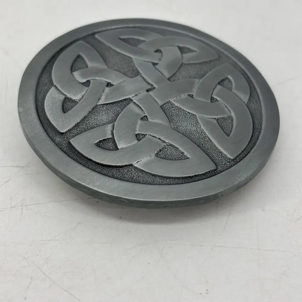 Great American Buckle Co Celtic Knot Round Eternity Connection